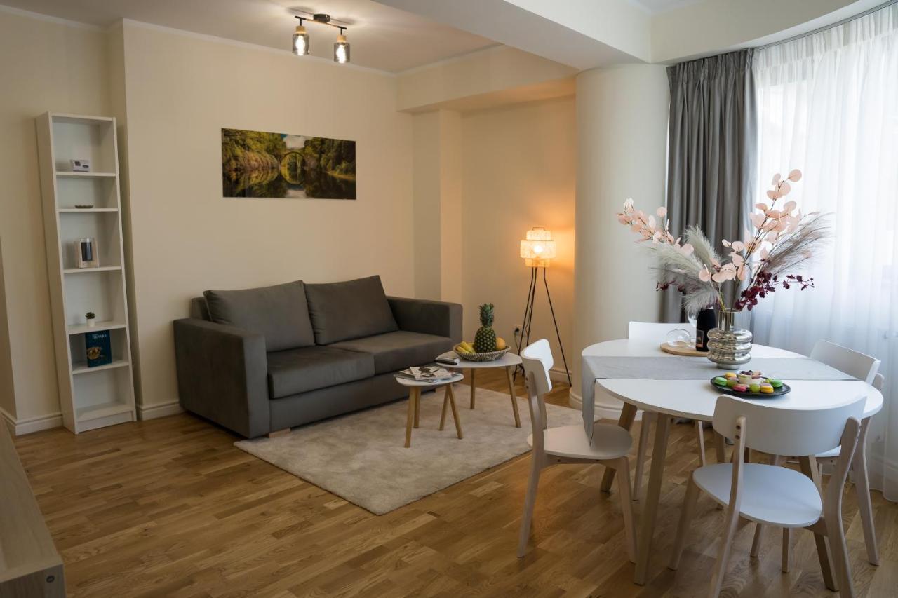 Azaleea Apartments Bucureşti Ngoại thất bức ảnh